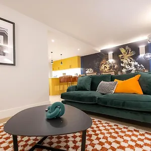 https://three-bedroom-apartments-near-spitalfields-market-and-tube-stn.cambridgehotelsuk.com